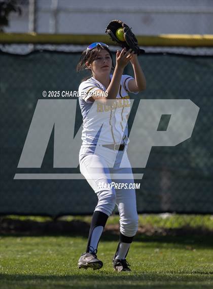 Thumbnail 3 in Ceres vs. Hughson (Bill Evans Memorial) photogallery.