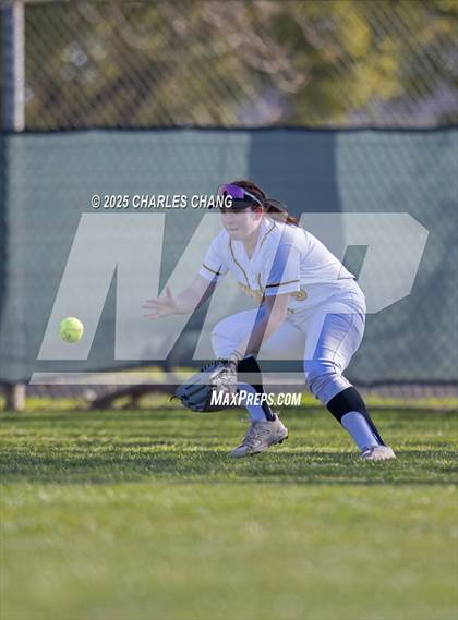Thumbnail 1 in Ceres vs. Hughson (Bill Evans Memorial) photogallery.