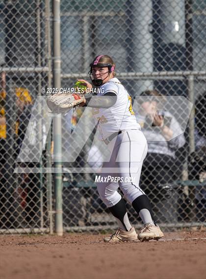 Thumbnail 1 in Ceres vs. Hughson (Bill Evans Memorial) photogallery.