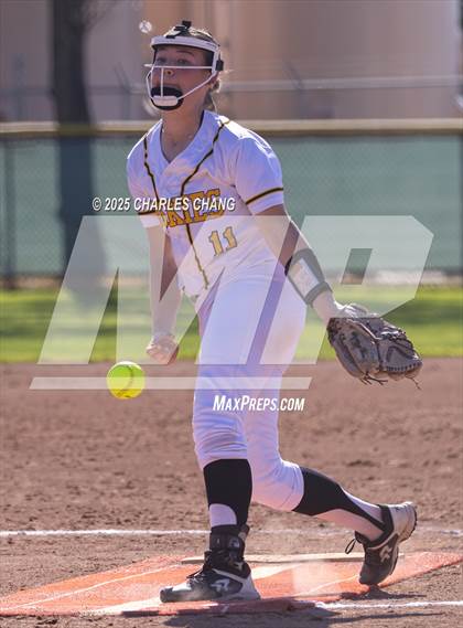 Thumbnail 2 in Ceres vs. Hughson (Bill Evans Memorial) photogallery.