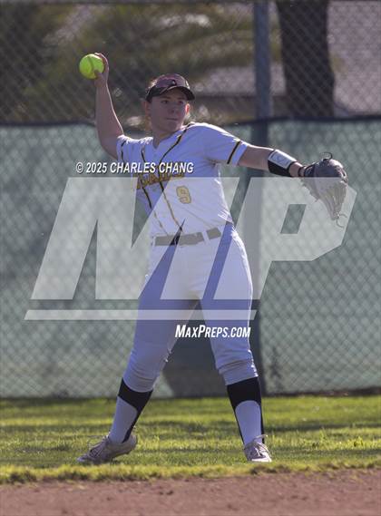 Thumbnail 1 in Ceres vs. Hughson (Bill Evans Memorial) photogallery.