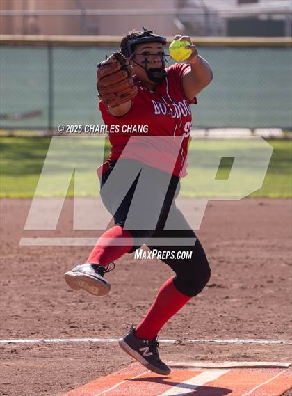 Thumbnail 2 in Ceres vs. Hughson (Bill Evans Memorial) photogallery.