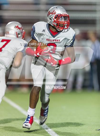 Thumbnail 1 in Ooltewah @ Dobyns-Bennett (TSSAA Division I Class 6A First Round) photogallery.
