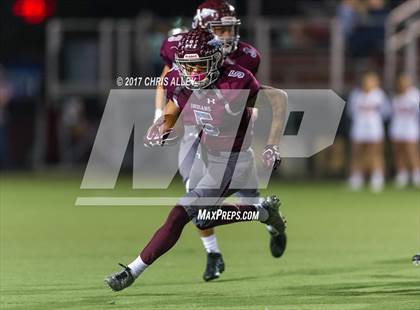 Thumbnail 1 in Ooltewah @ Dobyns-Bennett (TSSAA Division I Class 6A First Round) photogallery.