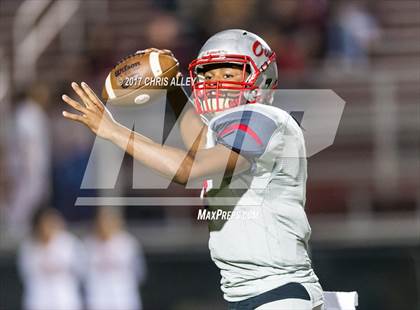 Thumbnail 2 in Ooltewah @ Dobyns-Bennett (TSSAA Division I Class 6A First Round) photogallery.