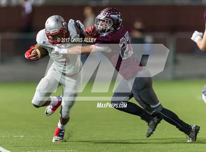 Thumbnail 3 in Ooltewah @ Dobyns-Bennett (TSSAA Division I Class 6A First Round) photogallery.