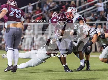 Thumbnail 2 in Ooltewah @ Dobyns-Bennett (TSSAA Division I Class 6A First Round) photogallery.