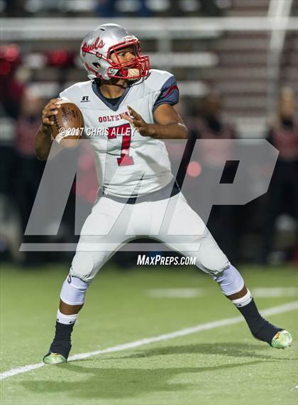 Thumbnail 1 in Ooltewah @ Dobyns-Bennett (TSSAA Division I Class 6A First Round) photogallery.