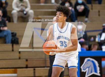 Thumbnail 1 in Burke @ Millard North photogallery.