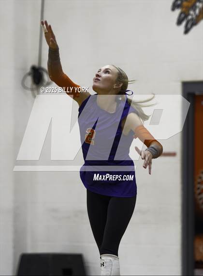 Thumbnail 1 in Grand Saline vs Mineola photogallery.
