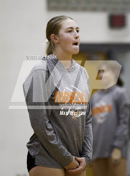 Thumbnail 3 in Grand Saline vs Mineola photogallery.