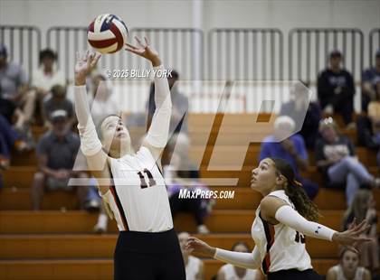 Thumbnail 1 in Grand Saline vs Mineola photogallery.