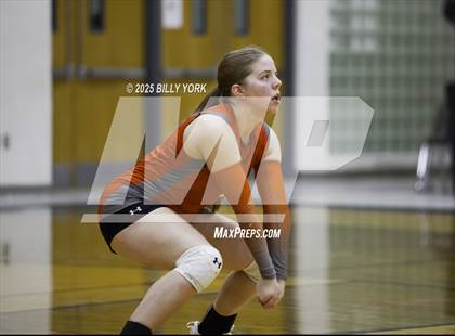 Thumbnail 1 in Grand Saline vs Mineola photogallery.