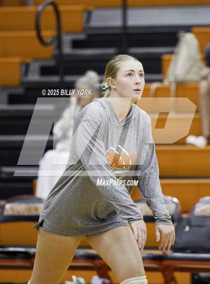 Thumbnail 1 in Grand Saline vs Mineola photogallery.