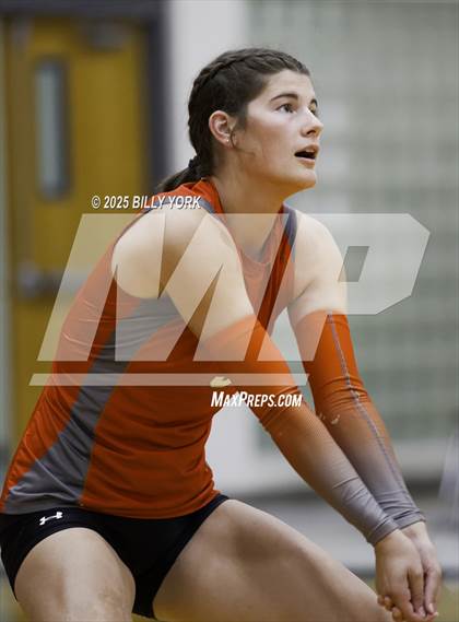 Thumbnail 2 in Grand Saline vs Mineola photogallery.