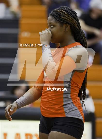 Thumbnail 1 in Grand Saline vs Mineola photogallery.