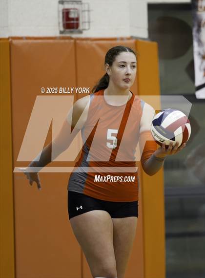 Thumbnail 1 in Grand Saline vs Mineola photogallery.