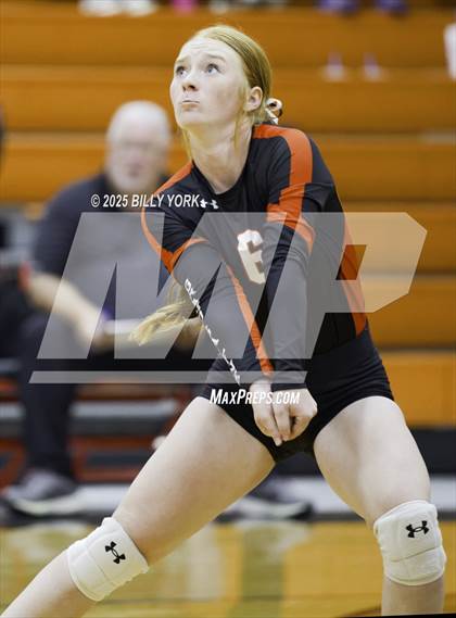 Thumbnail 1 in Grand Saline vs Mineola photogallery.
