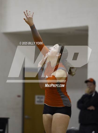 Thumbnail 1 in Grand Saline vs Mineola photogallery.