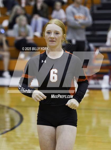 Thumbnail 3 in Grand Saline vs Mineola photogallery.