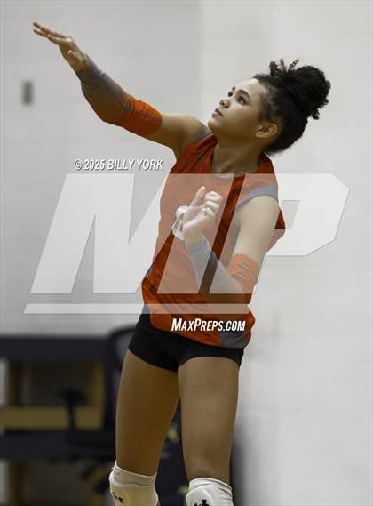 Thumbnail 1 in Grand Saline vs Mineola photogallery.