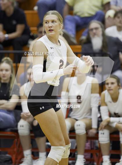 Thumbnail 3 in Grand Saline vs Mineola photogallery.