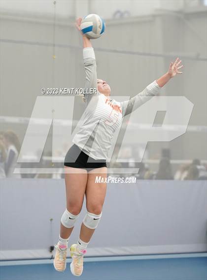 Thumbnail 2 in Flushing vs. Grandville (Beast of the East) photogallery.