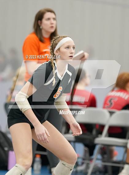 Thumbnail 3 in Flushing vs. Grandville (Beast of the East) photogallery.