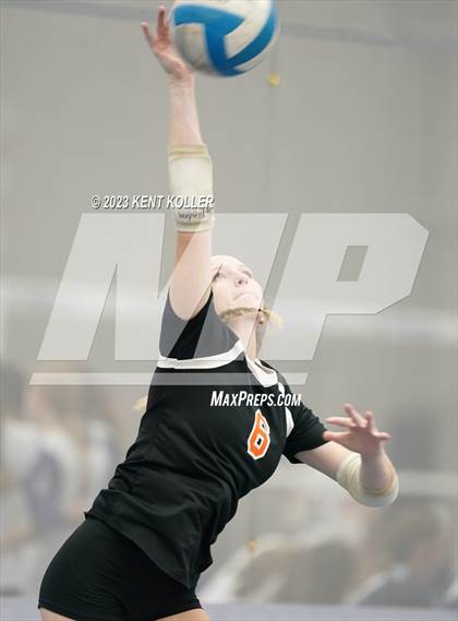 Thumbnail 3 in Flushing vs. Grandville (Beast of the East) photogallery.