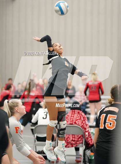 Thumbnail 2 in Flushing vs. Grandville (Beast of the East) photogallery.