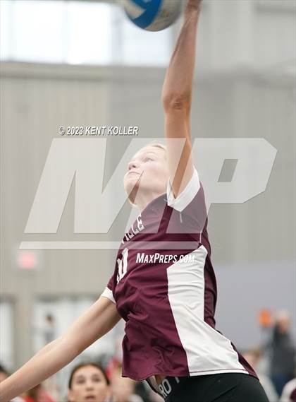Thumbnail 1 in Flushing vs. Grandville (Beast of the East) photogallery.