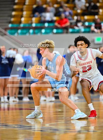 Thumbnail 1 in Valor Christian vs. Rangeview (CHSAA 6A Final Four) photogallery.