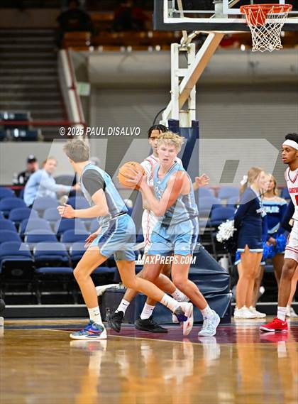 Thumbnail 1 in Valor Christian vs. Rangeview (CHSAA 6A Final Four) photogallery.
