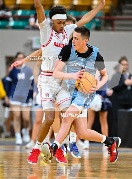 Thumbnail 1 in Valor Christian vs. Rangeview (CHSAA 6A Final Four) photogallery.
