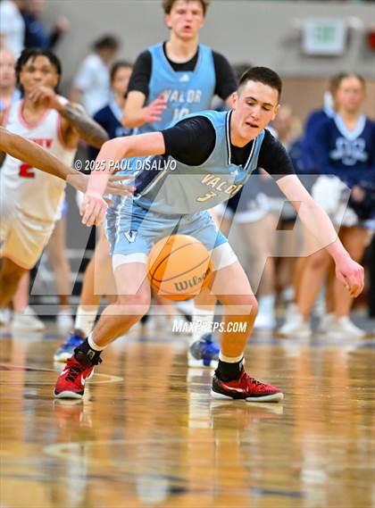 Thumbnail 1 in Valor Christian vs. Rangeview (CHSAA 6A Final Four) photogallery.