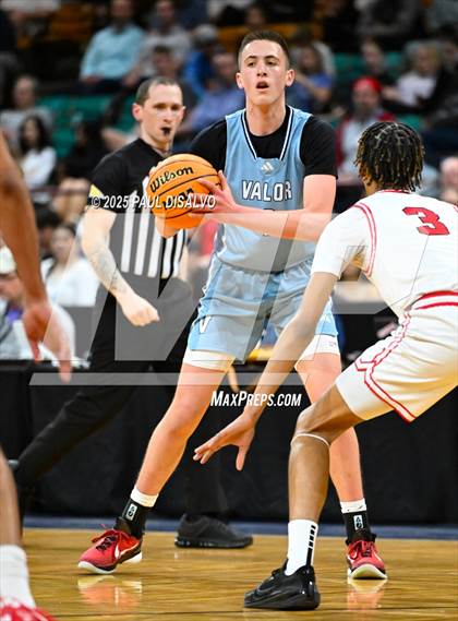 Thumbnail 2 in Valor Christian vs. Rangeview (CHSAA 6A Final Four) photogallery.