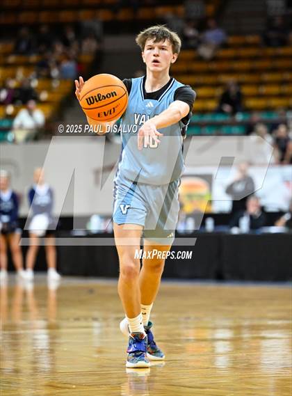 Thumbnail 3 in Valor Christian vs. Rangeview (CHSAA 6A Final Four) photogallery.