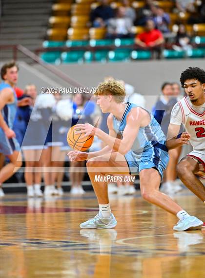 Thumbnail 2 in Valor Christian vs. Rangeview (CHSAA 6A Final Four) photogallery.