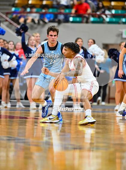 Thumbnail 1 in Valor Christian vs. Rangeview (CHSAA 6A Final Four) photogallery.
