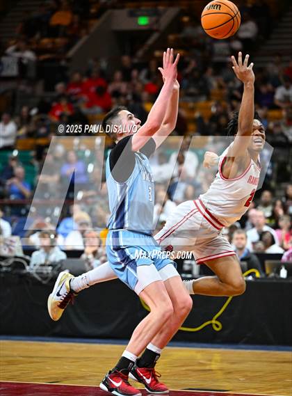 Thumbnail 3 in Valor Christian vs. Rangeview (CHSAA 6A Final Four) photogallery.