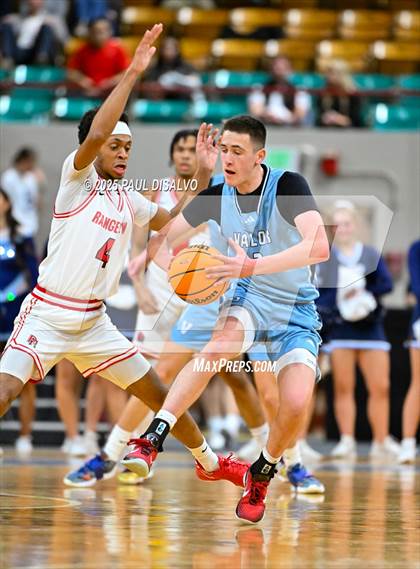 Thumbnail 2 in Valor Christian vs. Rangeview (CHSAA 6A Final Four) photogallery.