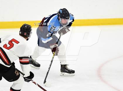 Thumbnail 2 in Canterbury vs. Pomfret (Lawrence Piatelli Jamboree) photogallery.