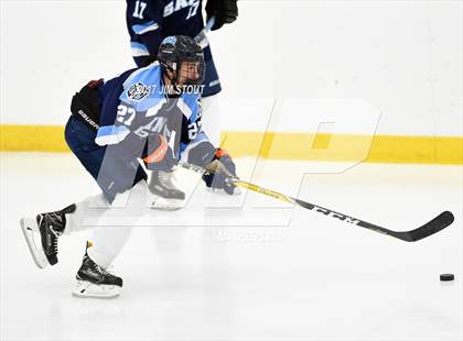 Thumbnail 1 in Canterbury vs. Pomfret (Lawrence Piatelli Jamboree) photogallery.