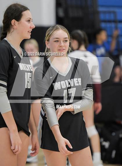 Thumbnail 1 in Desert Mountain vs. Rancho (Nike TOC Southwest) photogallery.