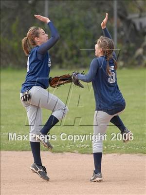 Thumbnail 3 in Upland Christian @ La Verne Lutheran photogallery.