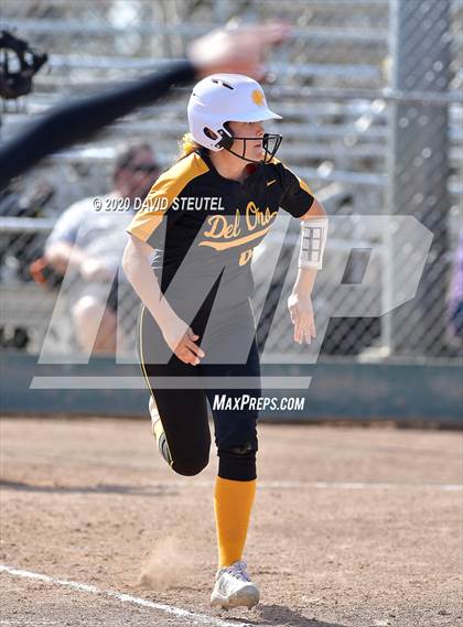 Thumbnail 1 in Franklin vs. Del Oro (Pre-Season T.O.C.) photogallery.