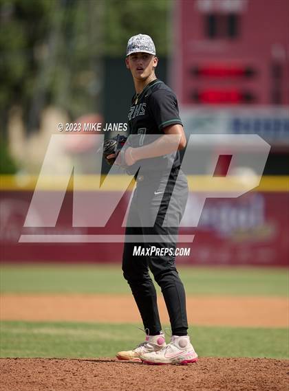 Thumbnail 2 in 44th Annual FACA East All-Stars vs West All-Stars photogallery.