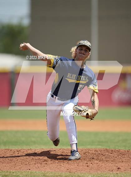 Thumbnail 2 in 44th Annual FACA East All-Stars vs West All-Stars photogallery.