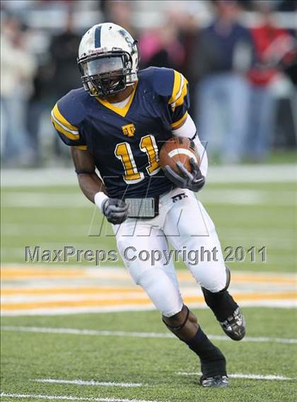 Thumbnail 3 in Trinity vs. Stony Point (5A Division 1 Semifinals) photogallery.