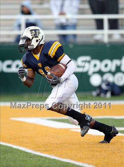 Thumbnail 2 in Trinity vs. Stony Point (5A Division 1 Semifinals) photogallery.